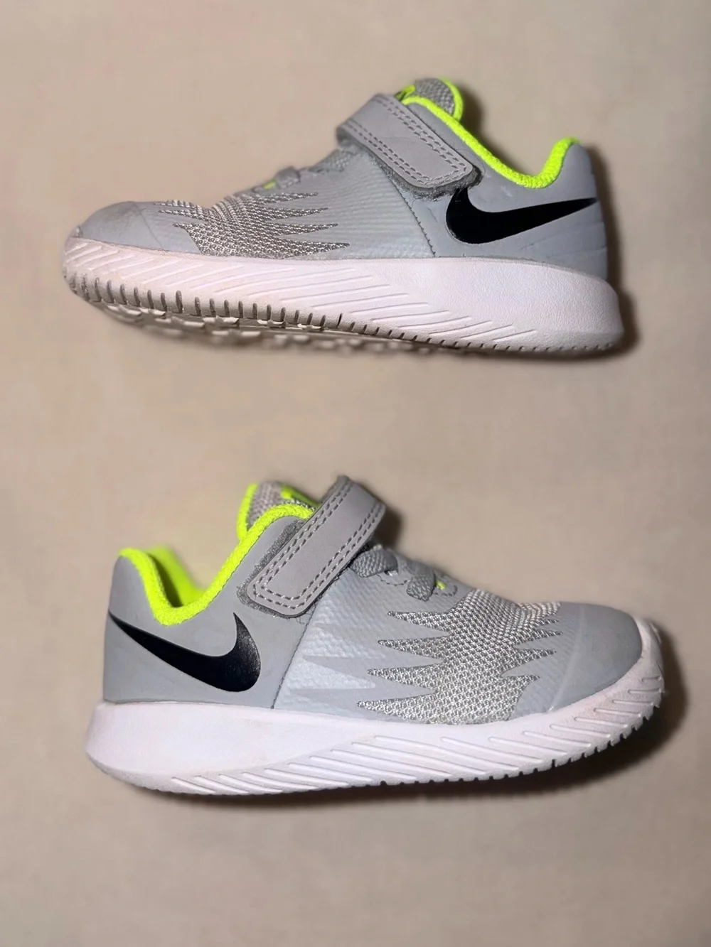 Nike Kids Star Runner Wolf Grey Volt